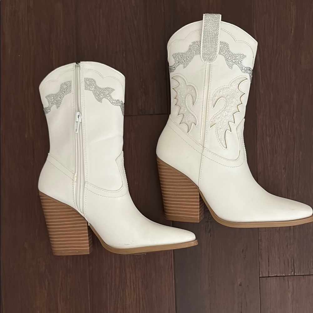 Women's White Western Boots
